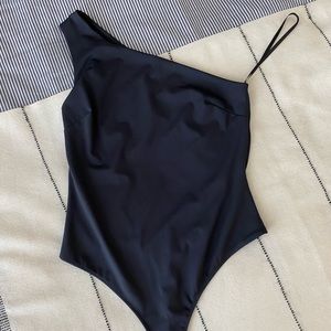 ✨Sale✨ Free People - one sleeve bodysuit